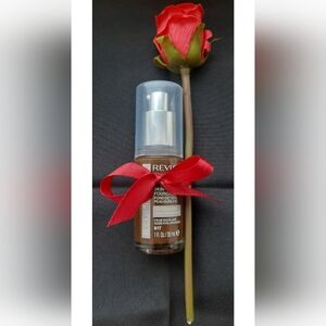 ❤️ Revlon Illuminance Skin-Caring Foundation Hyaluronic Acid 617 Mocha New